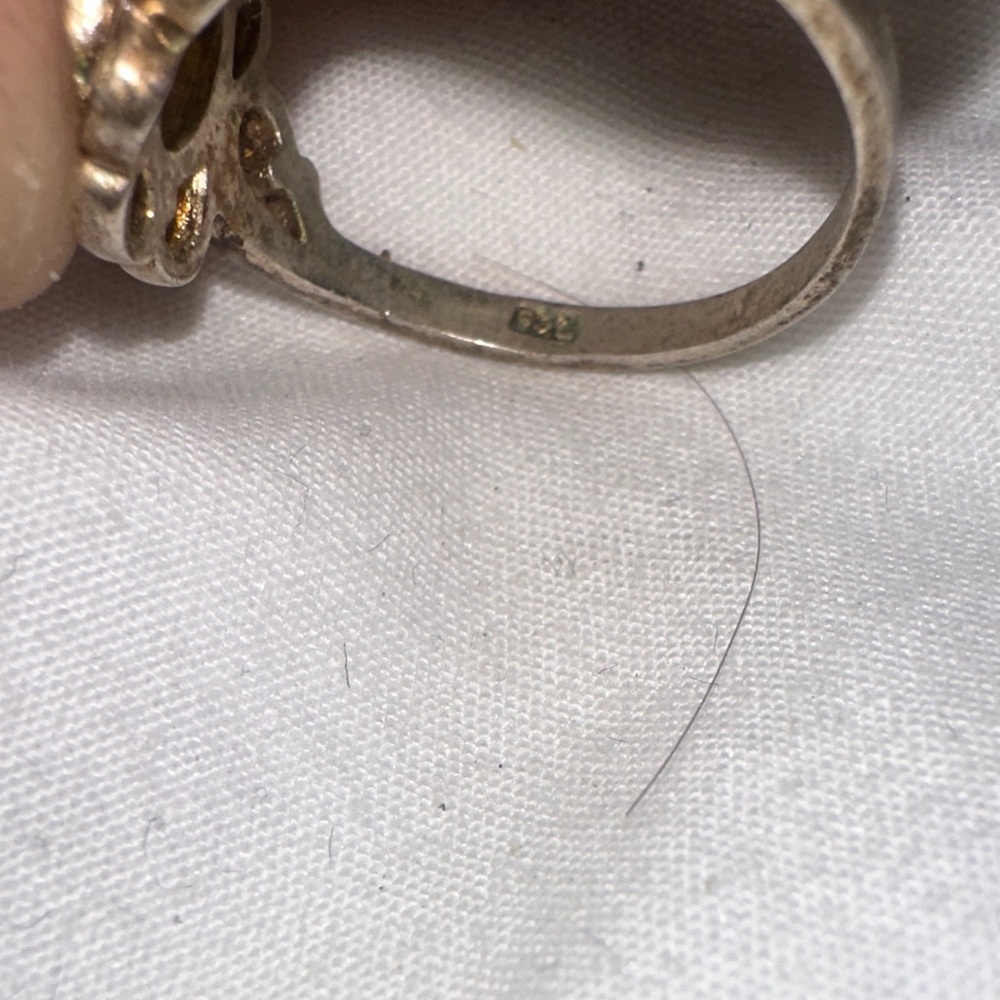 Silver and Blue Gemstone Ring - Picture 3 of 3